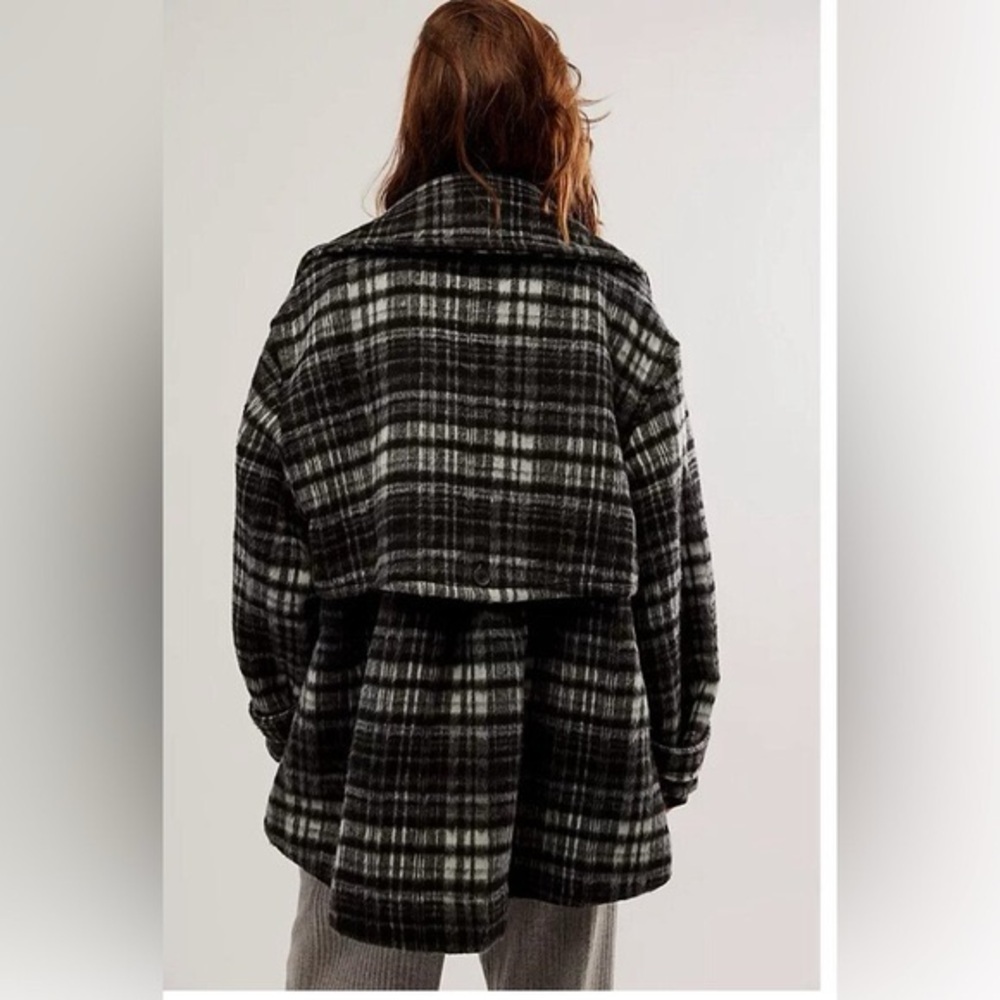 🖤Free People Highlands Wool Peacoat in Salt and Pepper - Picture 2 of 4